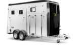 Humbaur Notos Xtra PRO 2700 Mannshohe Sattelkammer | Vielseitiges Raumkonzept
