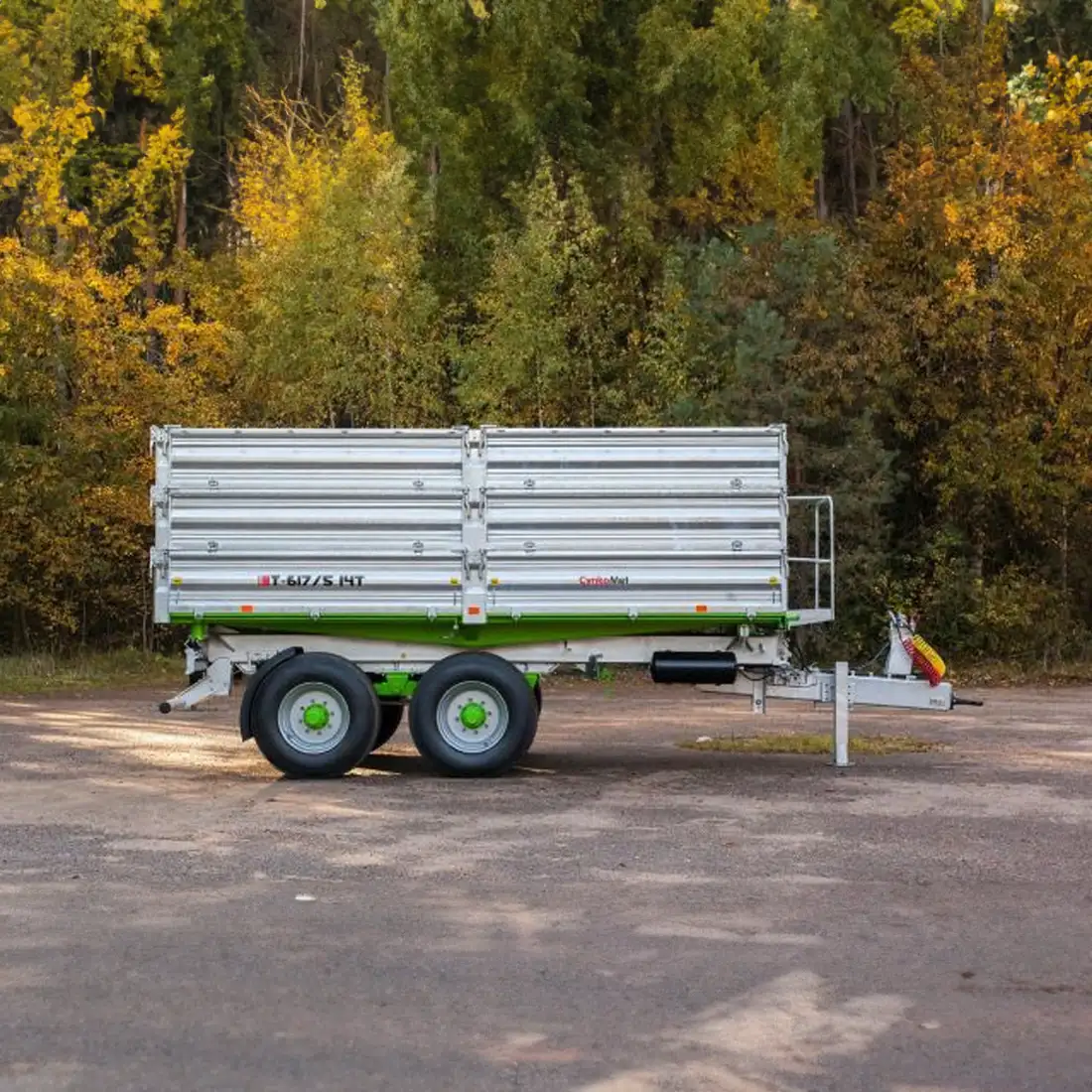 90664f7d1cde0398e10c9466ef495b89.webp Tandem Kipper T-617/5 20 t zGG /14 t LF – Bild 1