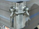 Dreiseitenkipper Humbaur HTK 3500.41 - Heavy Duty elektrisch kippbar – Bild 6