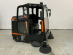 Daewoo DAS100 Kehrmaschine mit Kabine – Bild 23